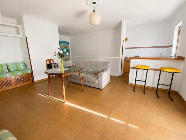 Piso en venta en Alange. Apartamento con Local Comercial en Alange. Pisos.