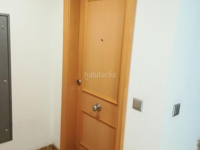 Piso en venta en Alagón. Piso amplio con garaje y trastero. Pisos.