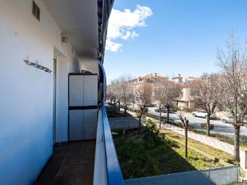 Piso en venta en Albolote. SE VENDE MAGNIFICA PISO EXTERIOR UBICADO MUY CERCA AL METRO EN ALBOLOTE_GRANADA. Pisos.
