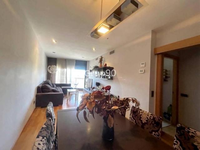 Piso en venta en Albatàrrec. PISO MODERNO Y FUNCIONAL EN ALBATÀRREC, 3 HABITACIONES CON ZONA COMUNITARIA. Pisos.