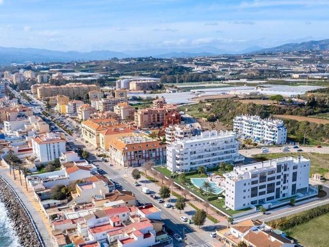 Piso en Venta en Algarrobo Costa