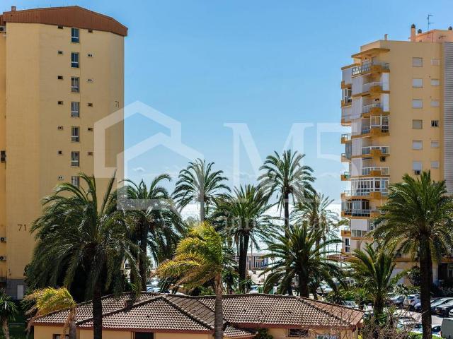Piso en Venta en Algarrobo Costa