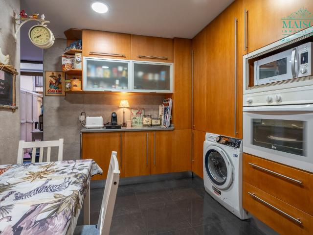 Piso en venta en Algete, Algete Centro. ? Piso con altura equivalente a un primero en venta en Algete, con terraza, patio y piscinas comunitarias. Pisos.