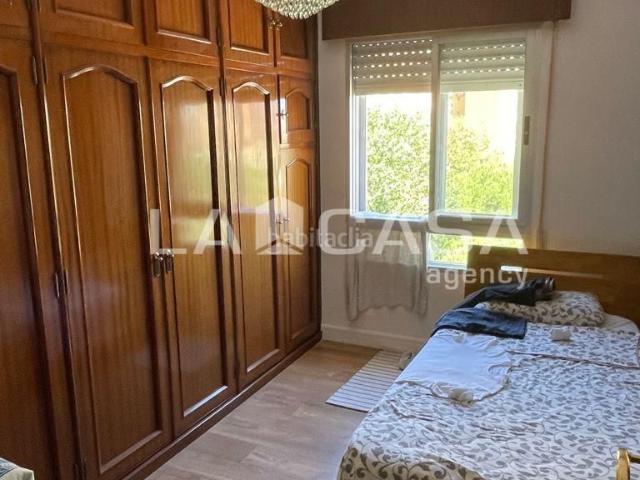 Piso en venta en Algeciras, Bajadilla Fuente Nueva. Piso de 145 m con 4 dormitorios y garaje en Algeciras. Pisos.