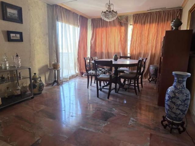 Piso en venta en Algeciras, Casco Antiguo. PISO VIRGEN DEL CARMEN DE 4 DORMITORIOS. Pisos.