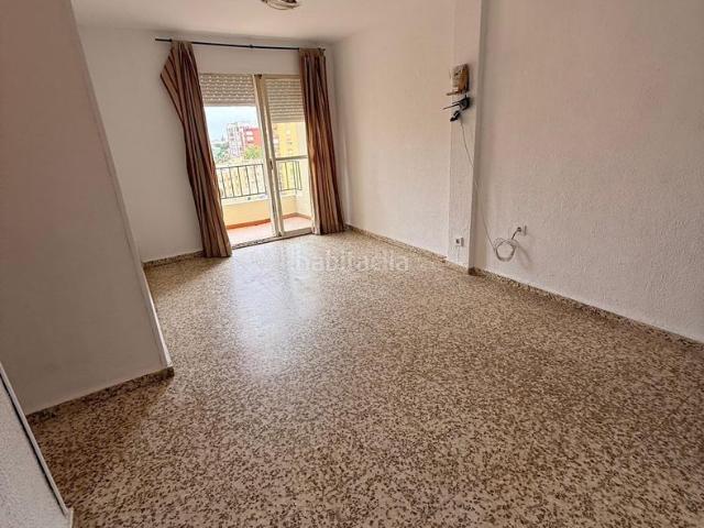 Piso en venta en Algeciras, La Reconquista El Rosario. Piso de 3 habitaciones en CSeneca. Pisos.