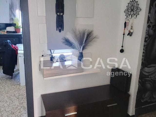 Piso en venta en Algeciras, Pescadores Saladillo. EXCELENTE PISO EN VENTA EN LOS TOREROS. Pisos.