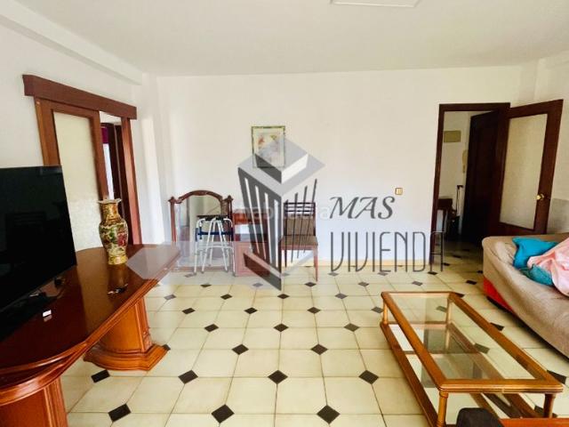 Piso en venta en Algeciras, San Bernabé. Piso en Las Colinas. Pisos.