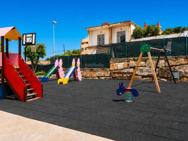 Piso en venta en Algeciras, San García. Piso en venta en Algeciras Cádiz con plaza de aparcamiento Amplio y funcional. Pisos.