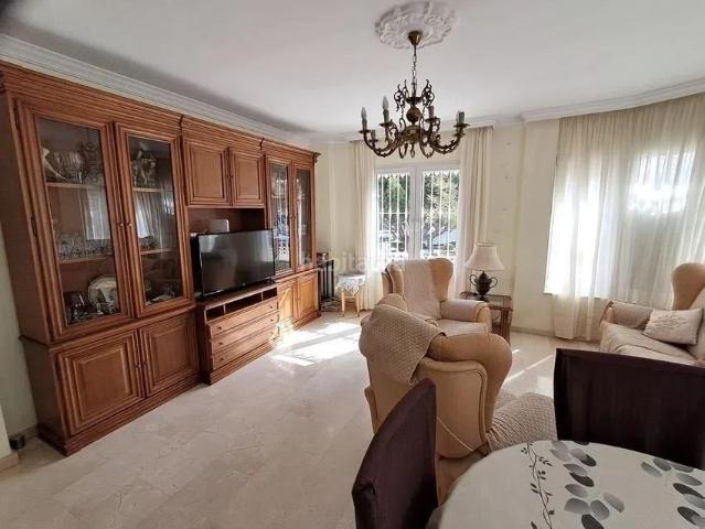 Piso en venta en Alhaurín de la Torre, Platero El Limón. Oportunidad de inversión edificio completo con alto potencial en Alhaurín de la Torre. Pisos Alhaurín de la.