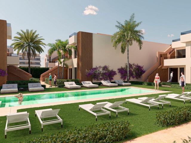 Piso en venta en Alhama de Murcia, Condado de Alhama. Apartamento de 3 dormitorios en venta en Alhama de Murcia, con piscina. Pisos Alhama de.