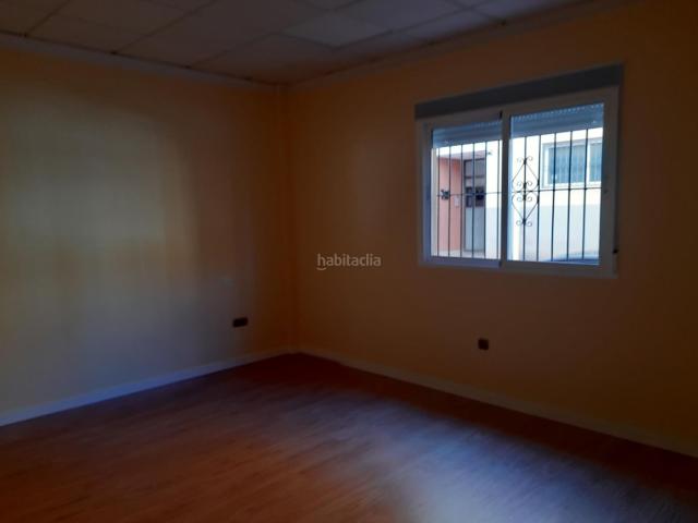 Piso en venta en Alhama de Murcia, Alhama de Murcia Ciudad. Amplio piso en planta baja con entrada independiente. Pisos Alhama de.