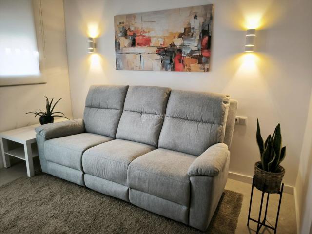 Piso en venta en Alicante, Los Ángeles. Planta Baja con Entrada Independiente. Pisos.