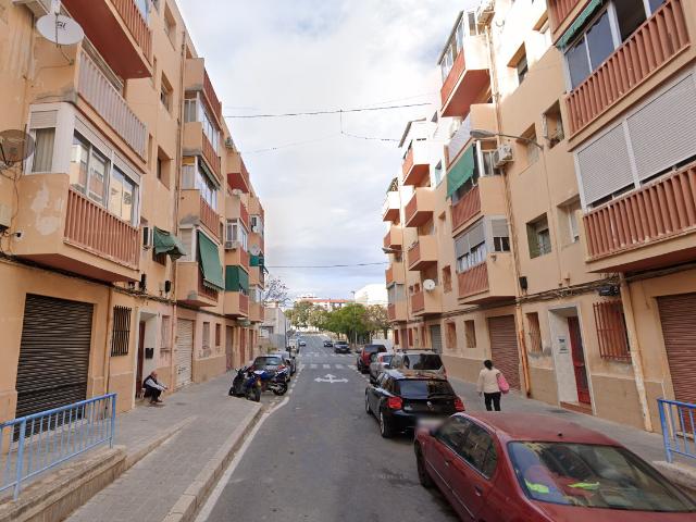 Piso en venta en Alicante/Alacant, Alicante en Calle Gandia