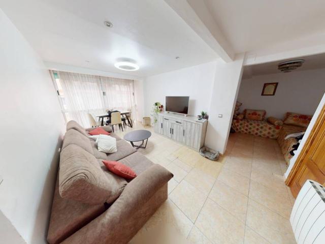 Piso en venta en Alipark 03006