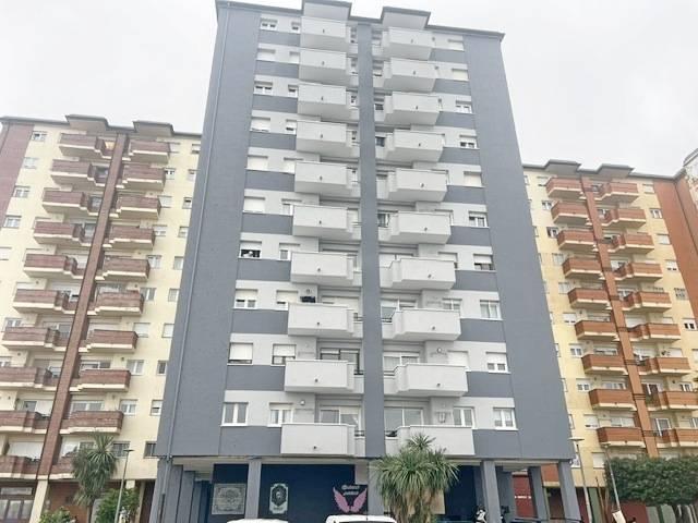 Piso en Venta en Alisal San Román