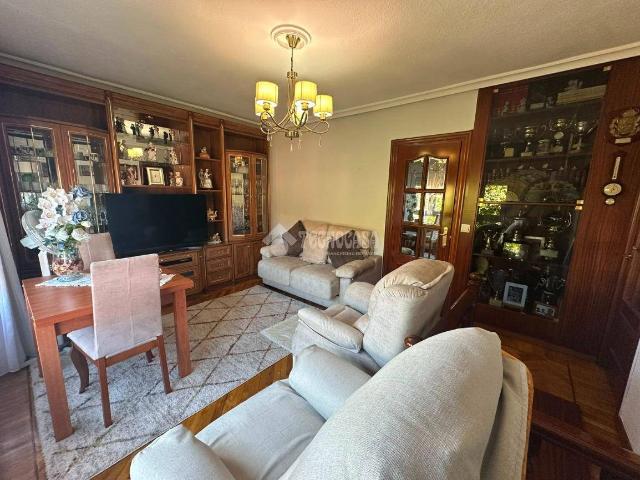 Piso en Venta en Alisal San Román