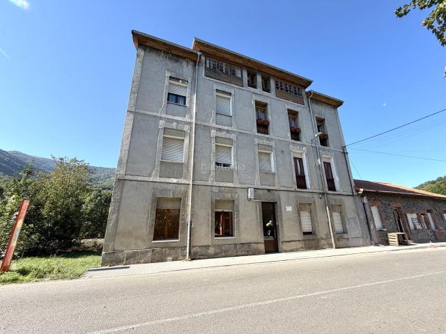 Piso en venta en Aller. Ático en Santa Ana Soto Aller. Pisos.