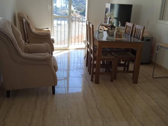 Piso en Venta en Almogía