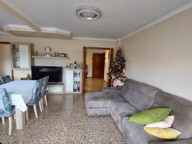 PISO EN VENTA EN ALMOINES