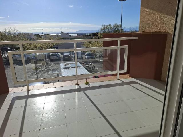 Piso en Venta en Almadrava Canyelles Puig Rom