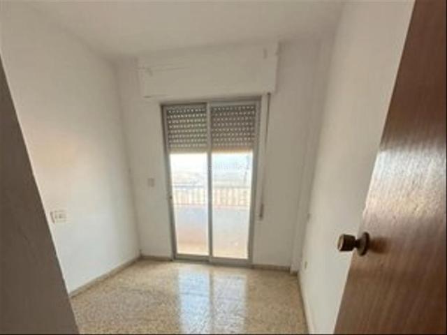 Piso en venta en Almargen. Piso en venta en CL FELIX RGUEZ DE LA FUENTE 1, Villena. Pisos.