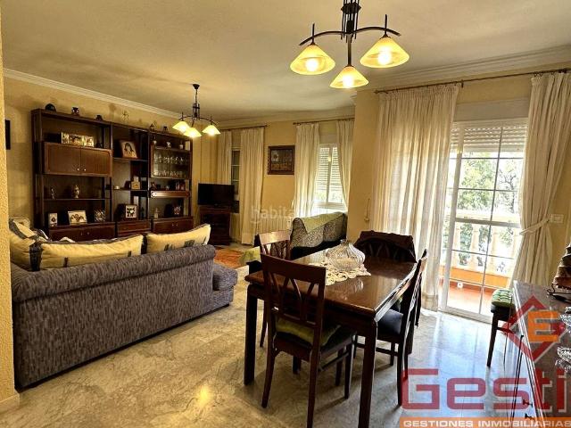 Piso en venta en Almendralejo. EN VENTA PISO EN PLENA AVENIDA DE LA PAZ. Pisos.