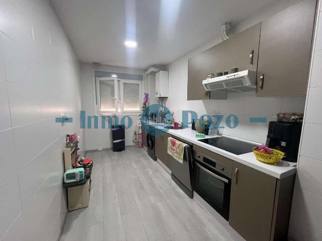 Piso en venta en Almendralejo. Oportunidad en zona Santiago Apóstol!. Pisos.