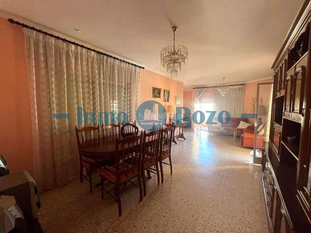 Piso en venta en Almendralejo. PISO EN VENTA EN PLENO CENTRO DE ALMENDRALEJO 179.900. Pisos.