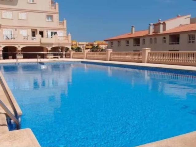 Piso en Venta en Almerimar