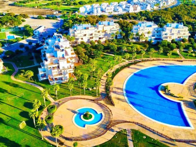 Piso en Venta en Almerimar