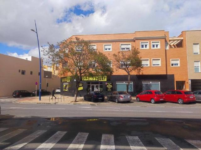 Piso en Venta en Almería