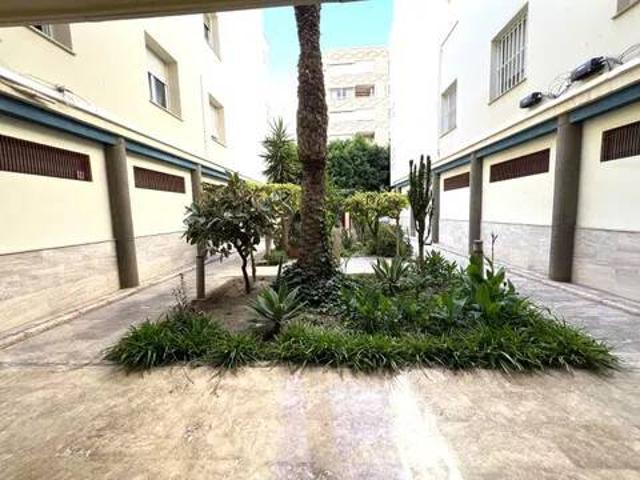 Piso en Venta en Almería