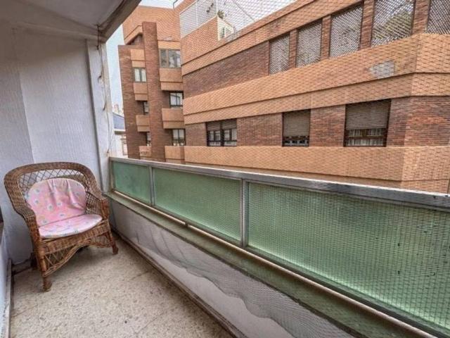 Piso en Venta en Almería