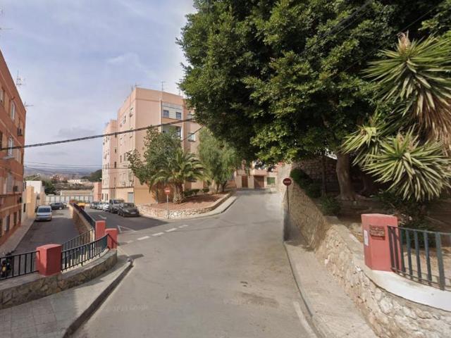 PISO EN VENTA EN ALMERIA