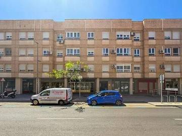 Piso en Venta en Almería