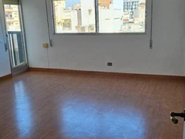 Piso en Venta en Almería