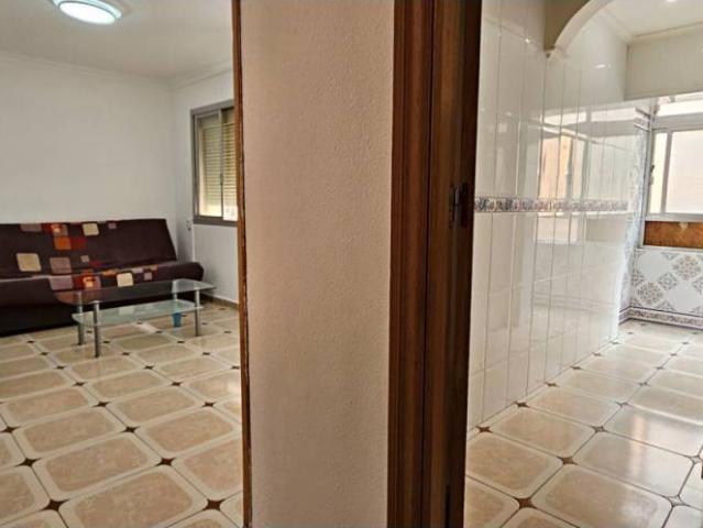Piso en Venta en Almería