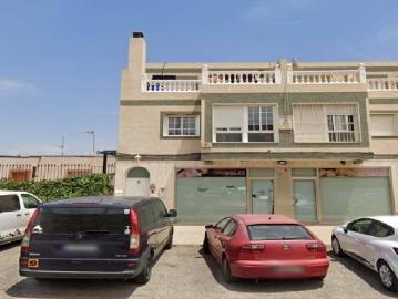 Piso en venta en Almería