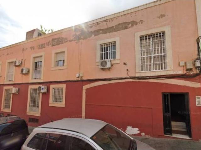 Piso en Venta en Almería