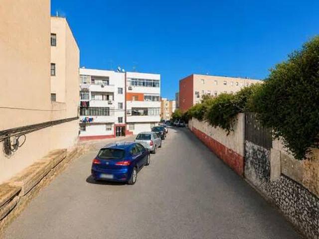 Piso en Venta en Almería