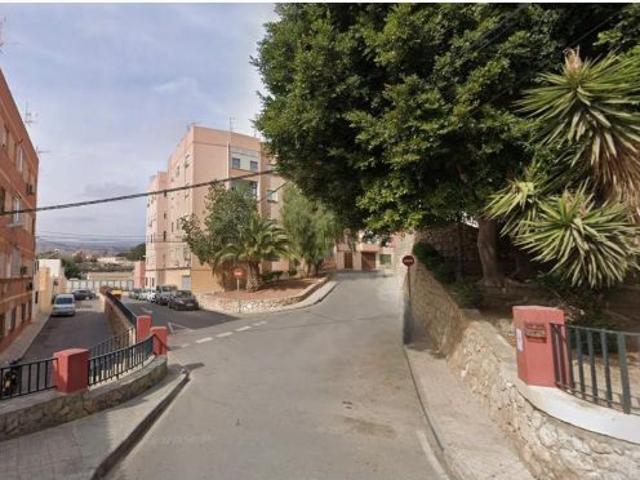 PISO EN VENTA EN ALMERIA