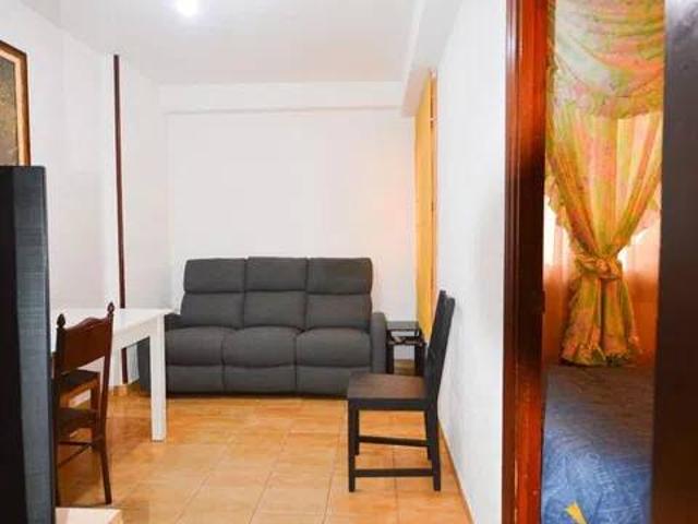 Piso en Venta en Almería