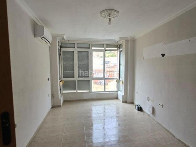 Piso en venta en Almería, Centro. Piso 3 dormitorios en Almería. Pisos.
