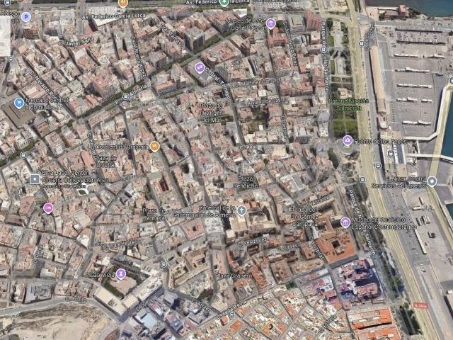 Piso en venta en Almería, Centro. Venta piso en Almería. Pisos.