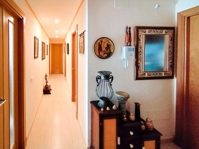 Piso en venta en Almería, Ciudad Jardín Tagarete El Zapillo. Piso impecable de 3 dormitorios en zona de plena expansión en Almería. Pisos.