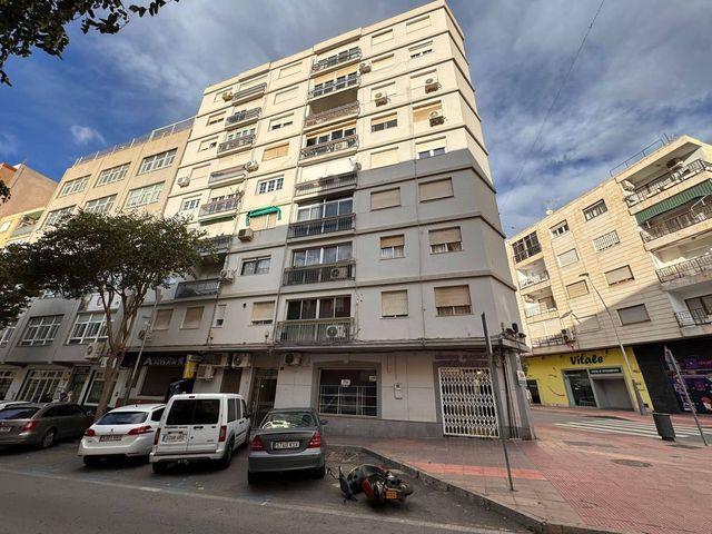 Piso en venta en Almería, Almería Costa Almería