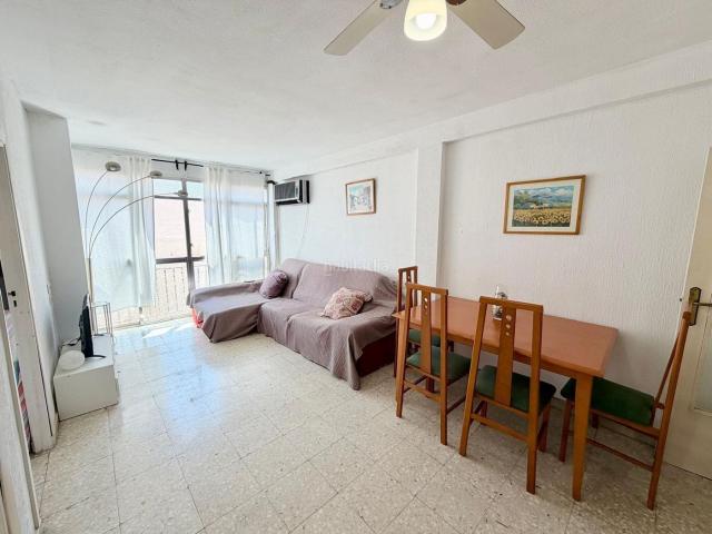 Piso en venta en Almería, Plaza de Toros Santa Rita. PISO IDEAL PARA INVERSIÓN!. Pisos.