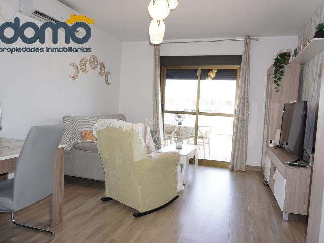 Piso en venta en Almería, Retamar. IImpecable piso de diseño con terraza y piscina a 800m del mar en Retamar. Pisos.