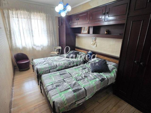 Piso en venta en Amorebieta Etxano. PISO MUY SOLEADO CON ASCENSOR. Pisos Amorebieta.